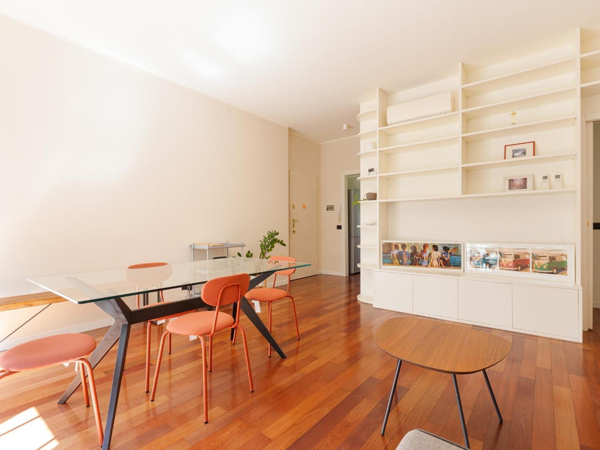 Lambrate Fs Spacious With Balcony *