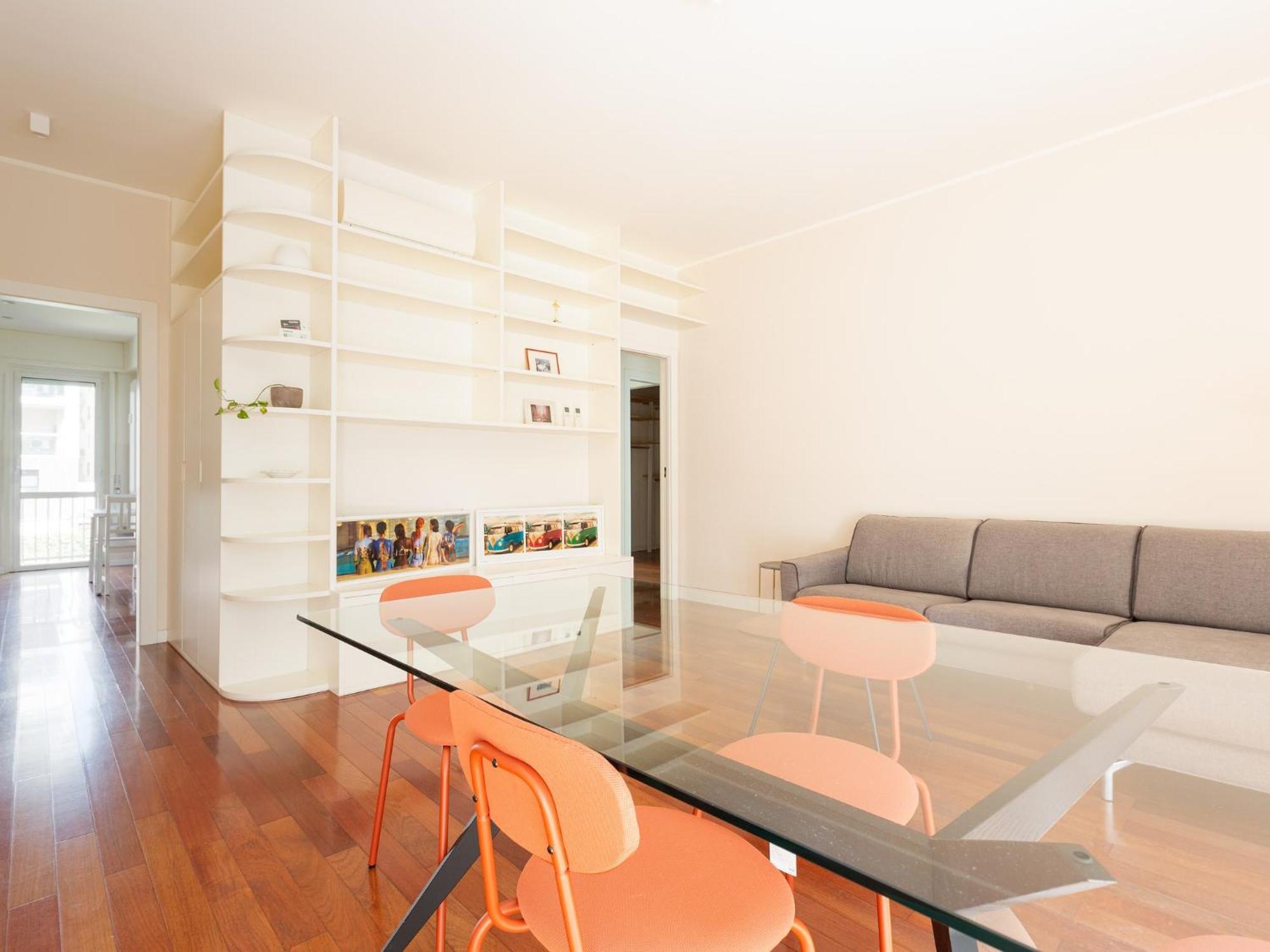 Lambrate Fs Spacious With Balcony *